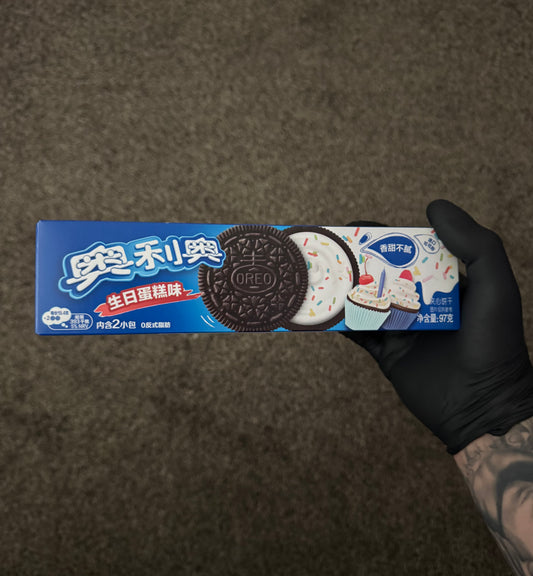 Oreo Creme Birthday Cake